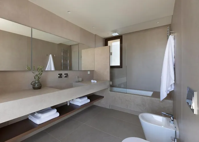 Votsalakia - Seaside Brand New 4 Bdr Oleander *