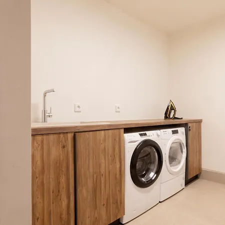 Votsalakia - Seaside Brand New 4 Bdr Oleander Aliki (Paros)